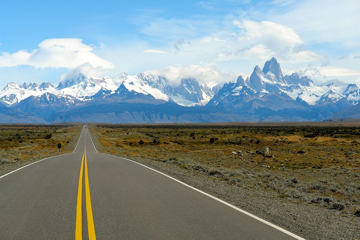 A road leading toward Mount Fitz Roy in El Chalten, Argentina