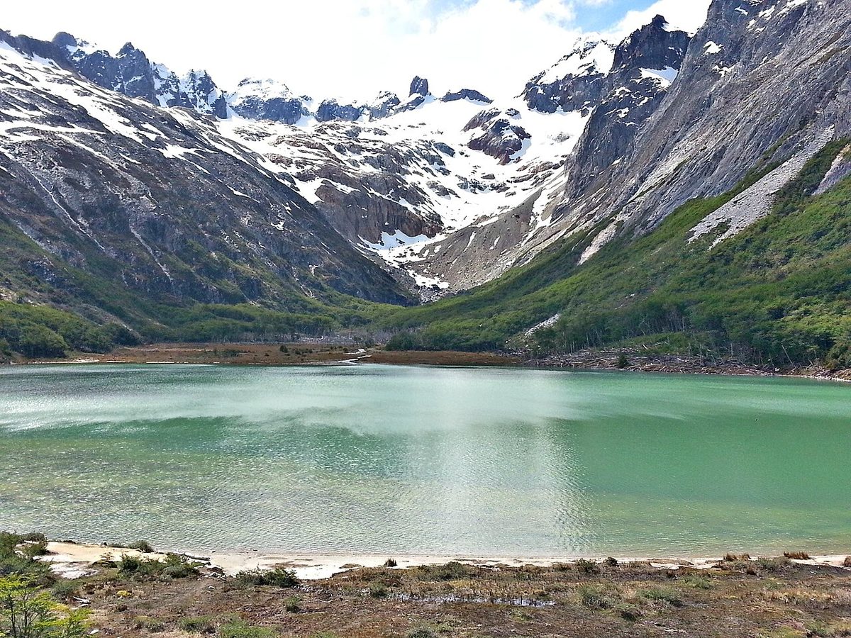 Laguna Esmeralda near Ushuaia, a muddy shoulder-season hike where turned ankles are common
