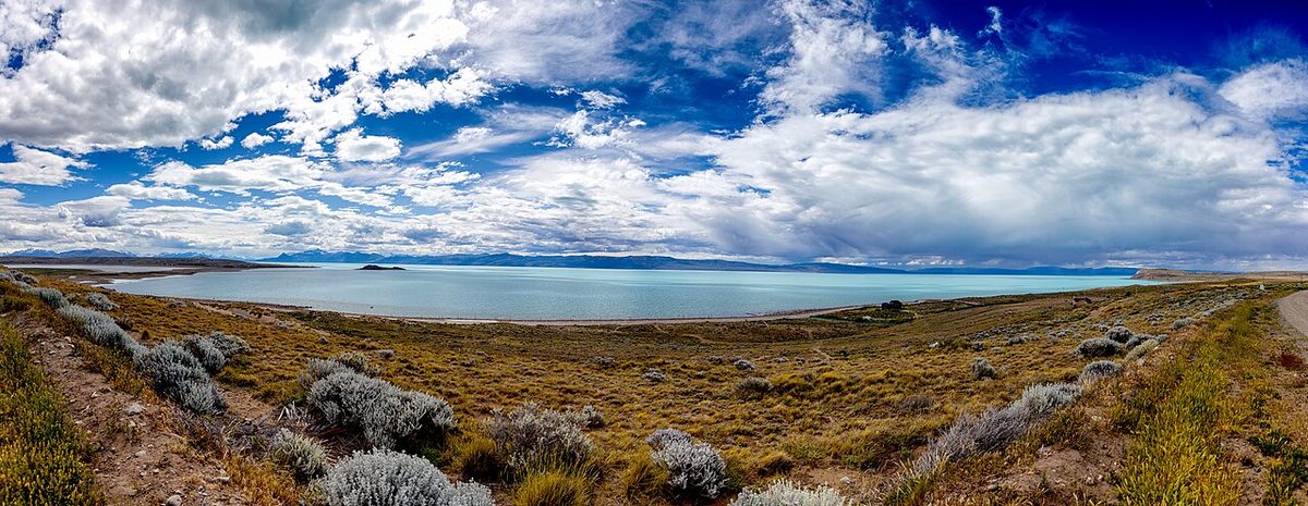 Lago Argentino and the steppe near El Calafate under a big Patagonian sky